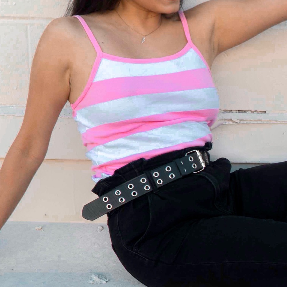 BRANDY MELVILLE TANK (NOT ONLINE ANYMORE)